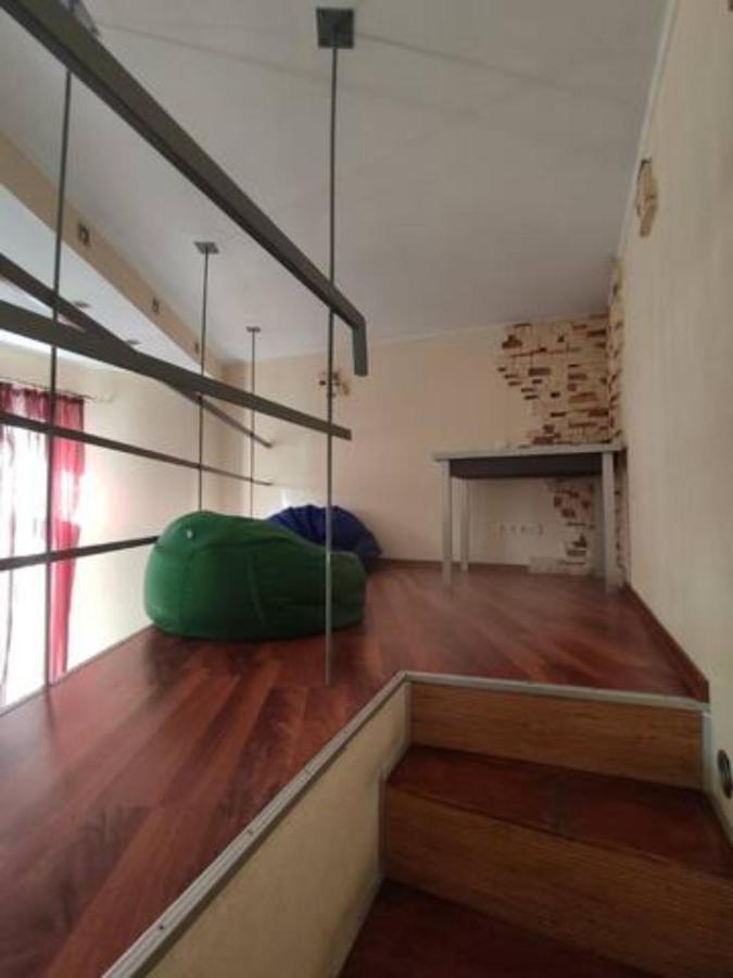 Comfortable Apartment On Mikhaylovskiy Lane Kiev Ngoại thất bức ảnh