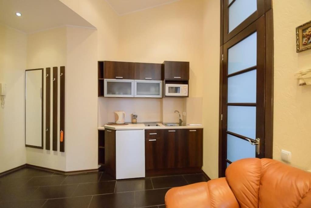 Comfortable Apartment On Mikhaylovskiy Lane Kiev Ngoại thất bức ảnh