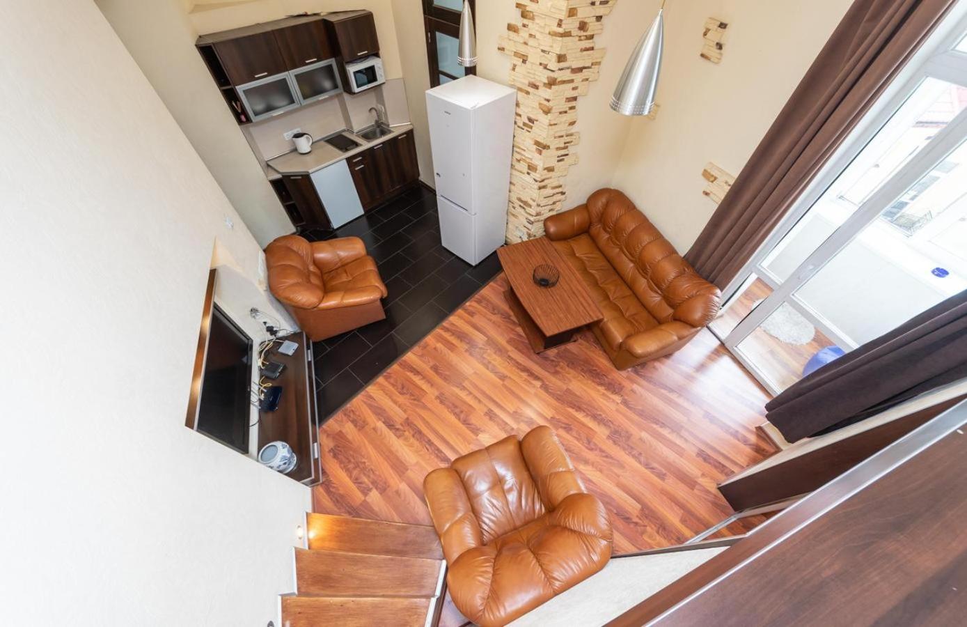 Comfortable Apartment On Mikhaylovskiy Lane Kiev Ngoại thất bức ảnh