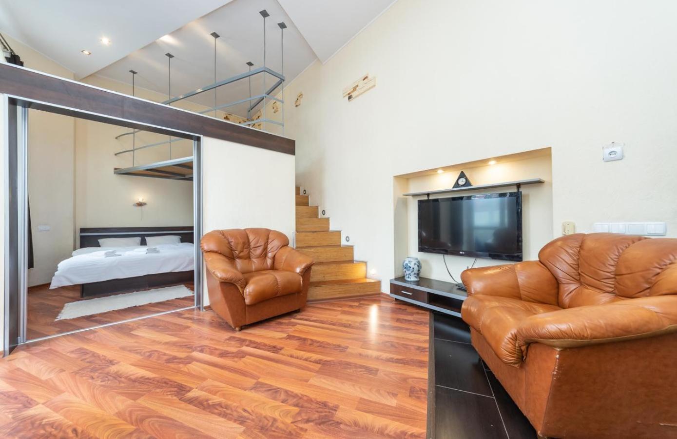Comfortable Apartment On Mikhaylovskiy Lane Kiev Ngoại thất bức ảnh