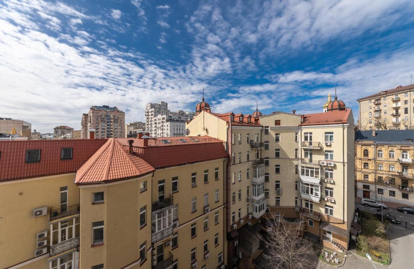 Comfortable Apartment On Mikhaylovskiy Lane Kiev Ngoại thất bức ảnh