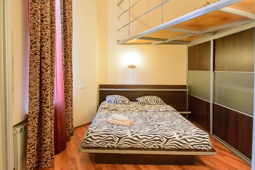 Comfortable Apartment On Mikhaylovskiy Lane Kiev Ngoại thất bức ảnh